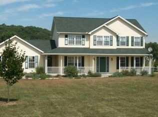 281 Dove Rd, Fredericksburg, PA 17026