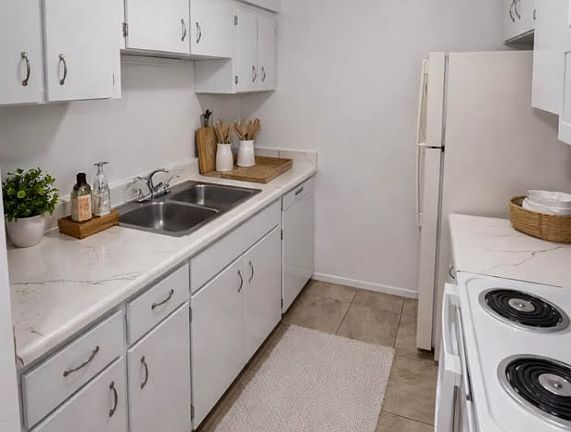 2nd image of 4834 S Semoran Blvd APT 1202