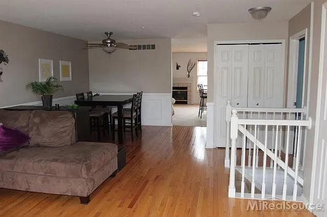 1st image of 3914 Forester Blvd