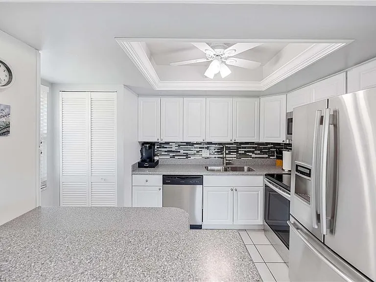 1155 Sandpiper St #G6 — Photo 10