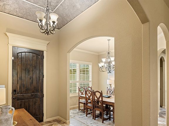 5th image of 8500 Auburn Ct