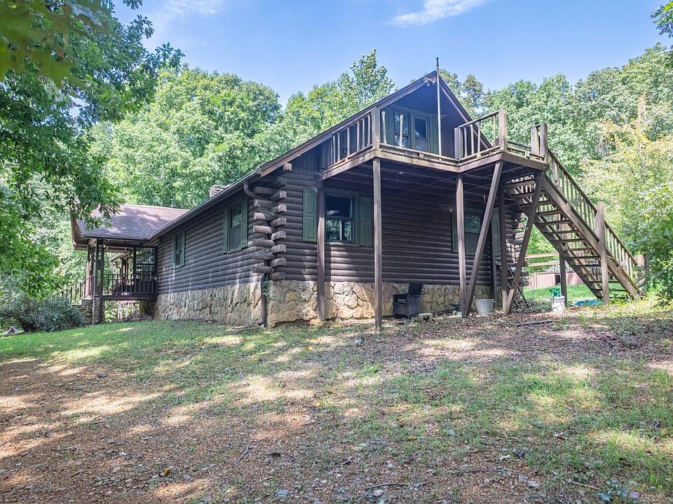 10th image of 162 Tracy Rd