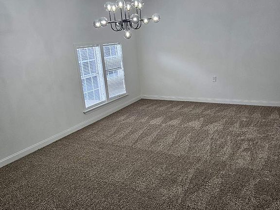 5th image of 211 Francis Dr