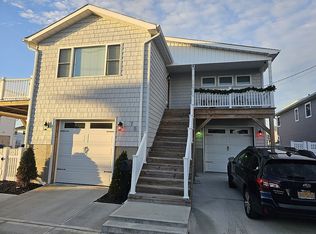78 Bayview Ave W, Lindenhurst, NY 11757