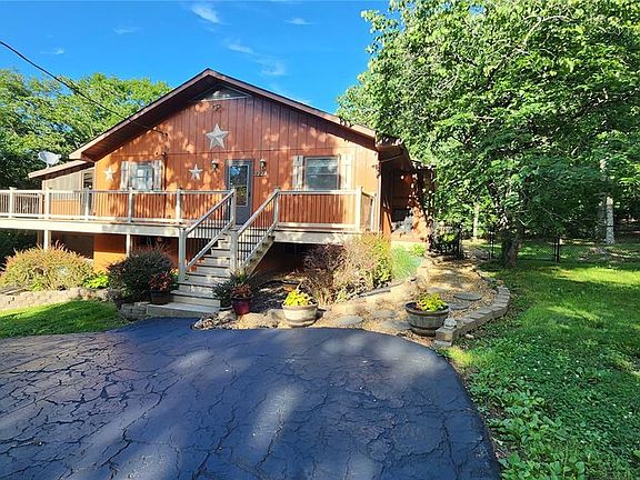 2nd image of 1228 Estates Ln