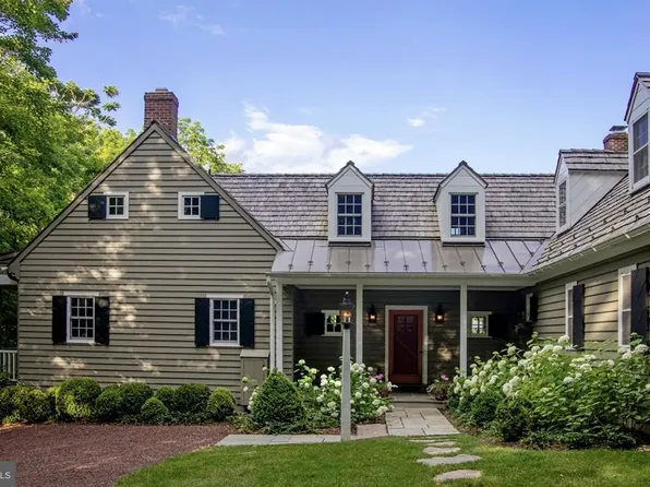 6170 Stovers Mill Rd, Doylestown, PA 18902