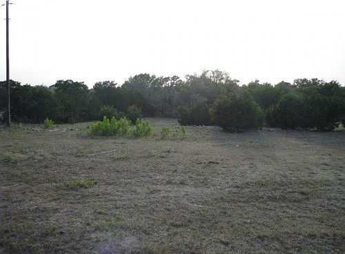 3rd image of 1050 County Road 102