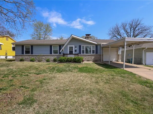 513 15th St, Osawatomie, KS 66064