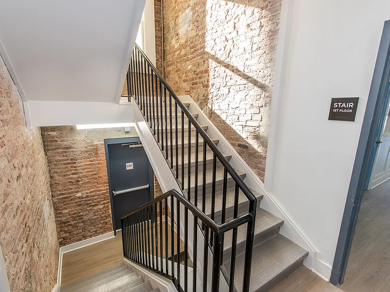 446-450 Irvine Turner Blvd #1D — Photo 7