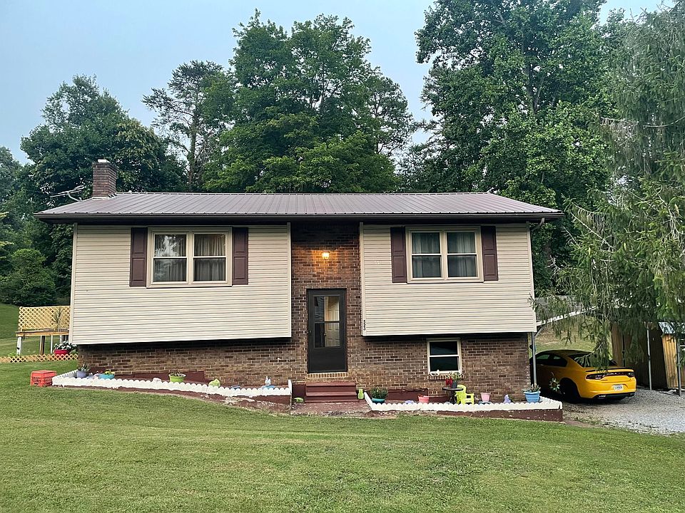 1st image of 523 Forest Hills Dr