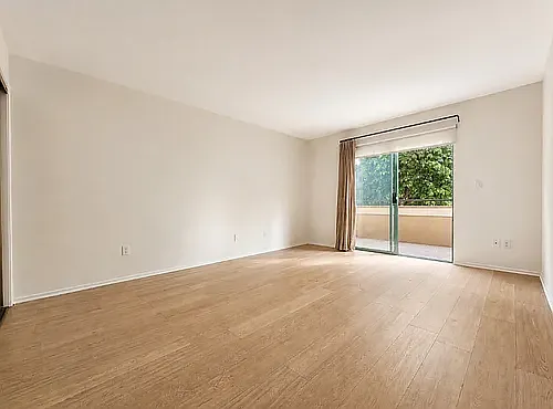 1444 S. Saltair — Photo 15