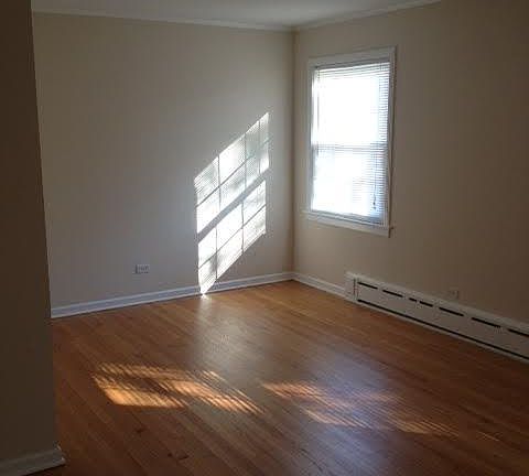 5th image of 222 Asbury Ave