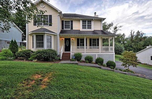 1st image of 4121 Bradford Ln