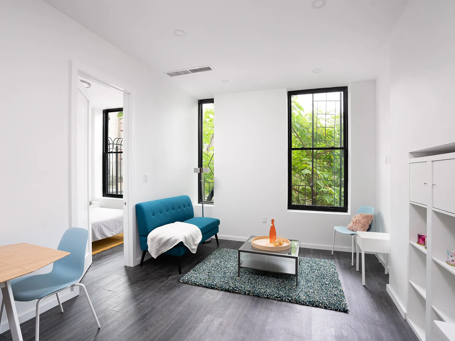 415 Broadway — Photo 1