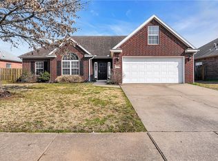 6301 S 36th St, Rogers, AR 72758