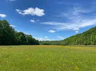 2 Lick Creek Rd, Linden, TN 37096