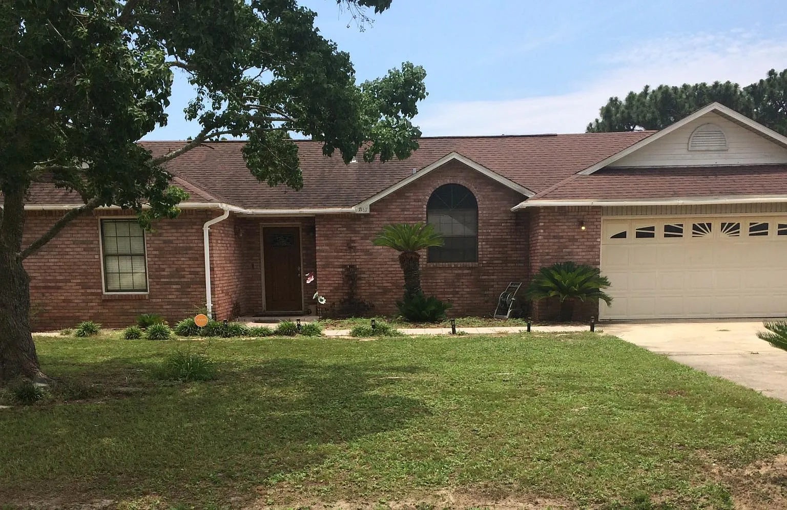 4 bed, 2.5 bath, 1717 sqft, $1,350 — Photo 3