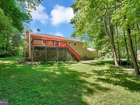 5th image of 112 Jennifer Ln