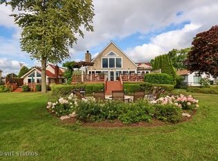 306 N Cogswell Dr, Silver Lake, WI 53170