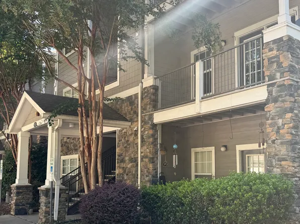 900 Vista Lake Dr, Candler, NC
