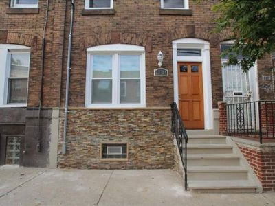 2324 Dickinson St, Philadelphia, PA, 19146