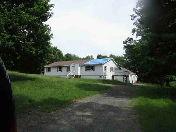 6 Mackay Rd, Potsdam, NY 13676
