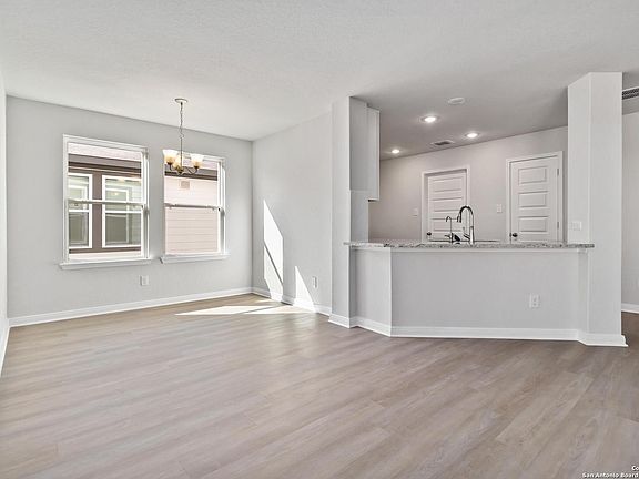 5th image of 8625 Merlin Cove