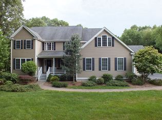 71 Chamberlain Rd, Westford, MA 01886