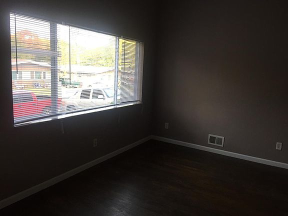 4th image of 3102 Sherman Dr #First