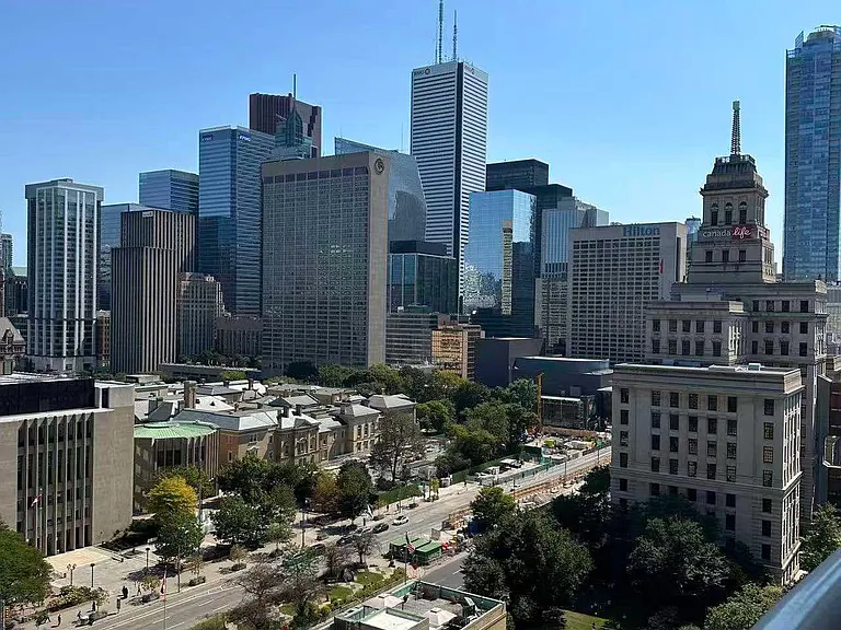 230 Simcoe St #1329 — Photo 7