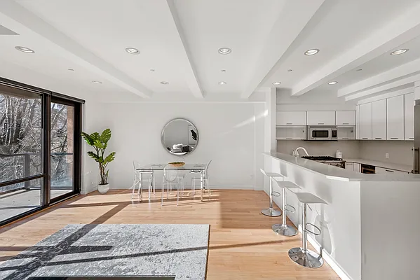 Sold by Compass | media 3
