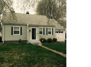 83 Piper Rd, Hamden, CT 06514