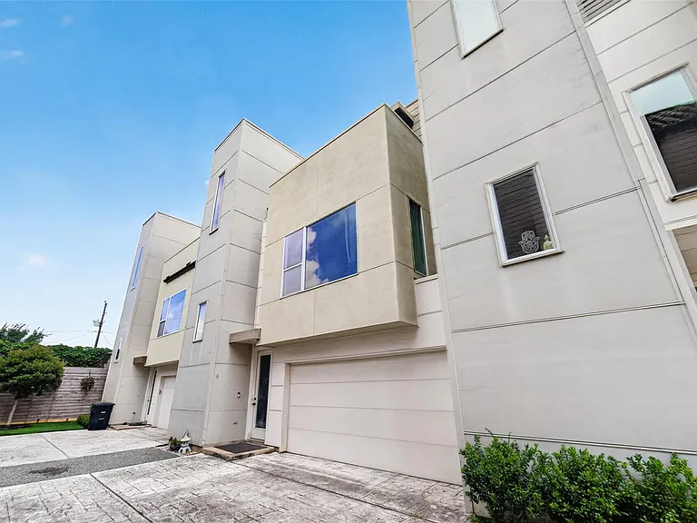 1409 Laird St #B — Photo 1