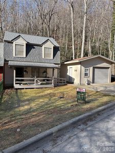 5 Creekside Dr, Maggie Valley, NC, 28751