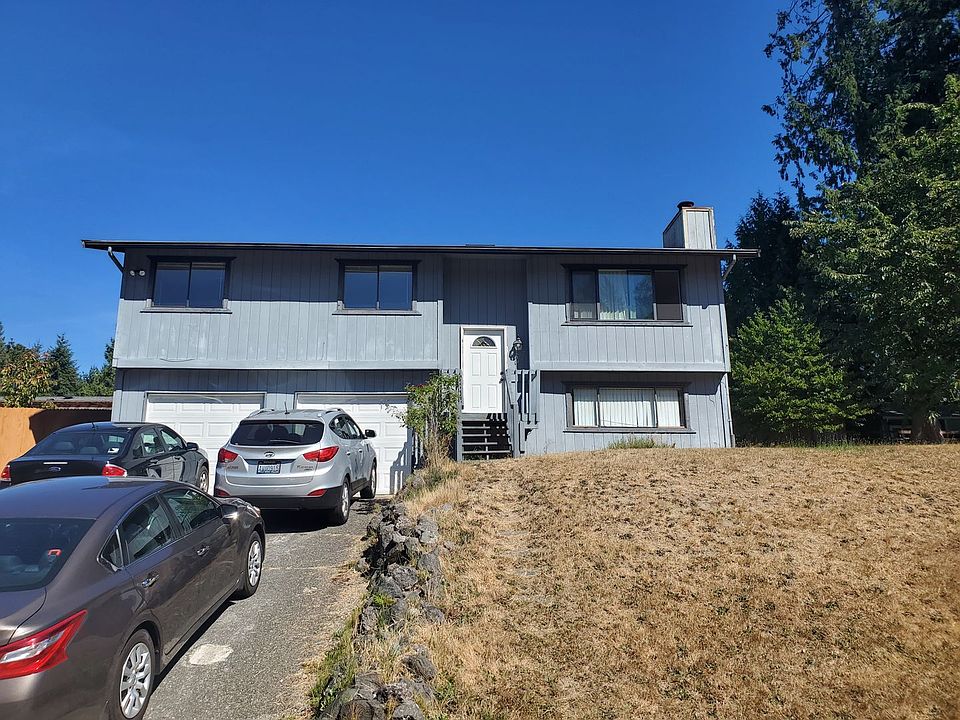 1st image of 7307 Blackbird Dr NE