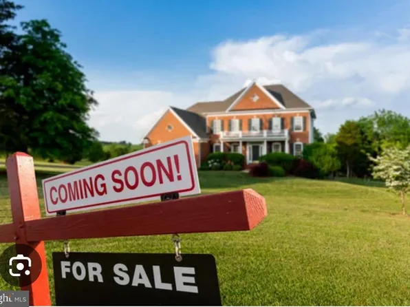 13 Moray Ct, Baltimore, MD 21236