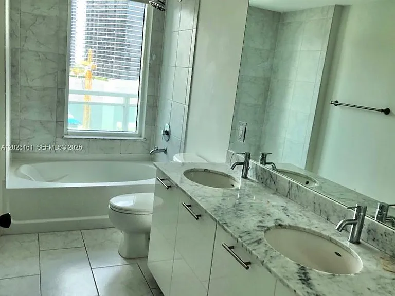 950 Brickell Bay Dr #1701 — Photo 5