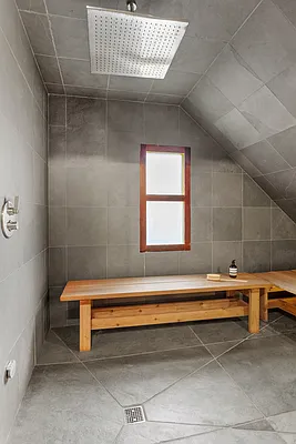 Sold by Compass | media 23