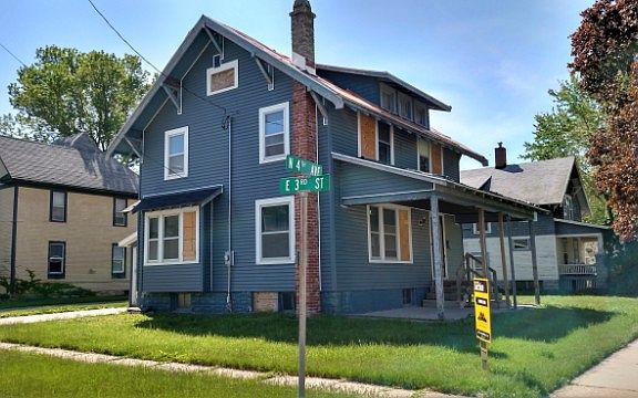 3rd image of 222 N 4th Ave