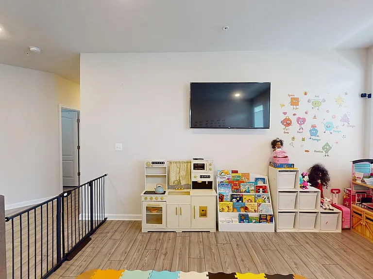 10909 Meridian Hill Way — Photo 10