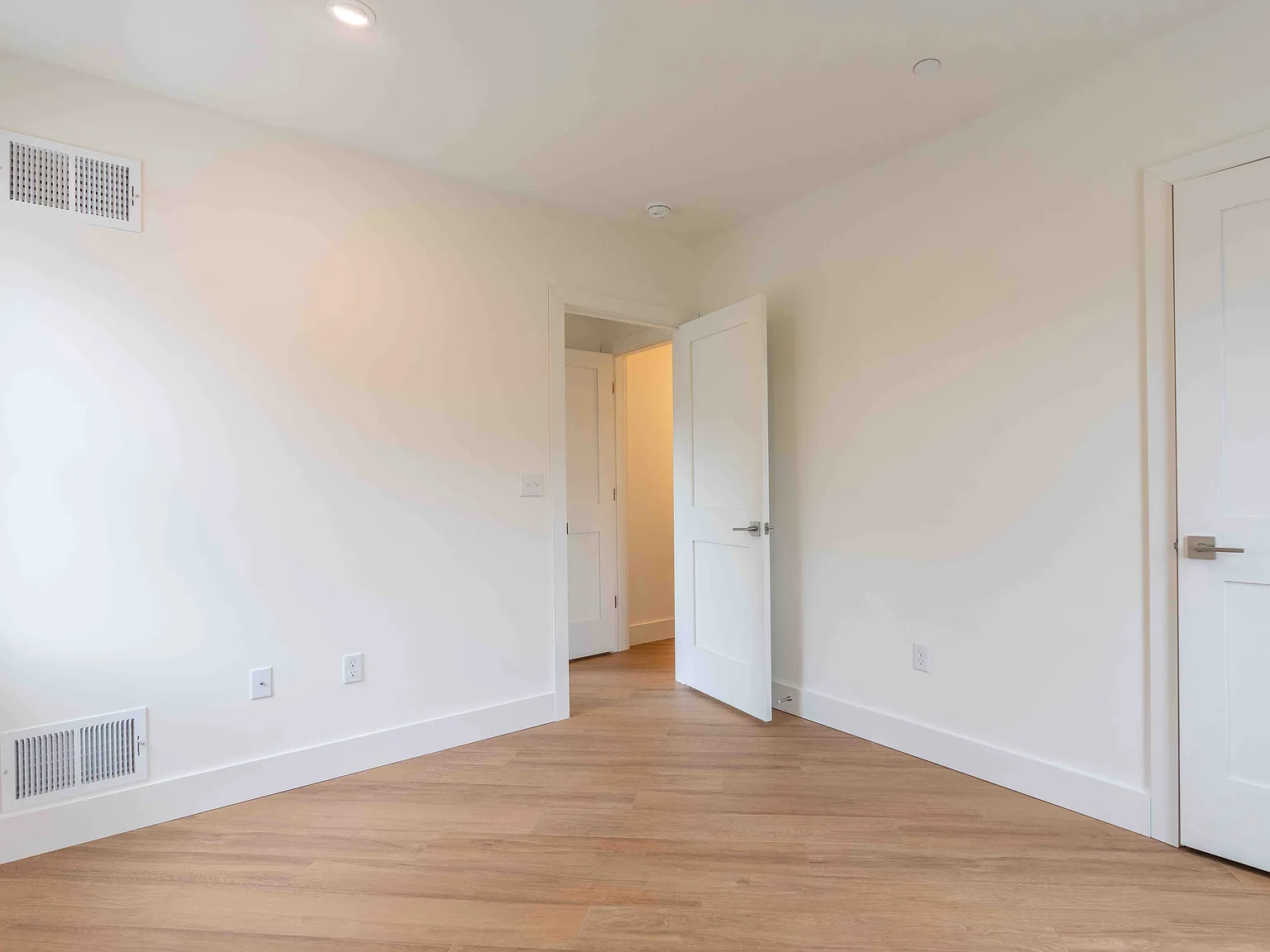 1 bed, 632 sqft, $1,170 — Photo 3