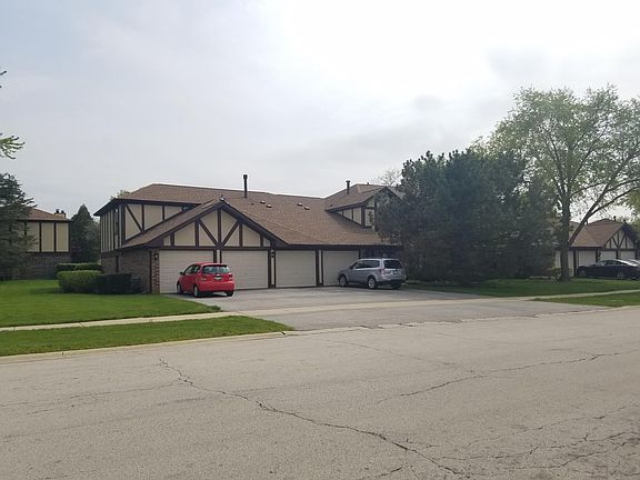 2nd image of 977 Cross Creek Dr #Aa1