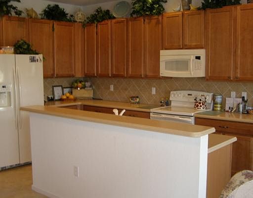 2nd image of 7542 SW Herrington Lane #90