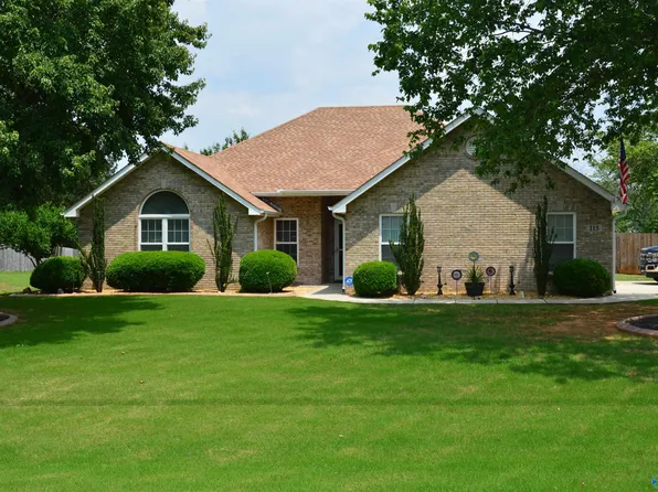 115 Cambria Dr, Huntsville, AL 35806