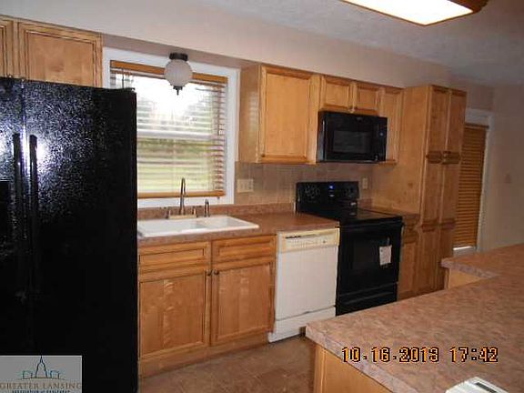 5th image of 6022 N River Hwy