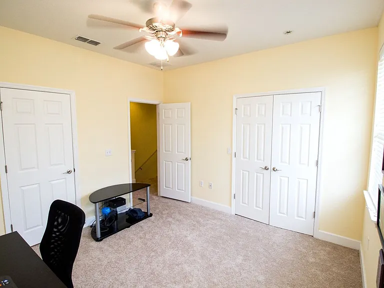 2508 SW 35th Pl #K65 — Photo 16