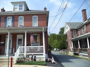 32 N Poplar St, Elizabethtown, PA 17022