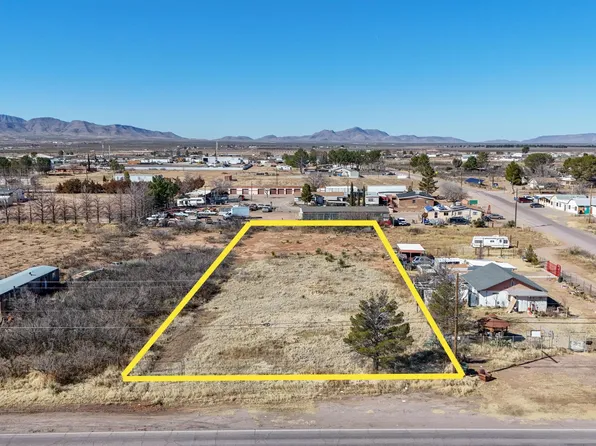 412 McCombs Rd, Chaparral, NM 88081