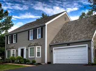 4665 Middle Rd, Gurnee, IL 60031