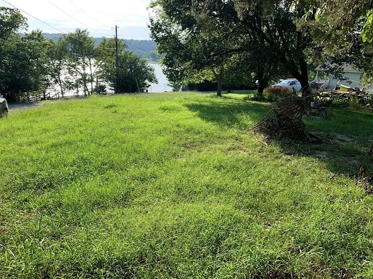 2nd image of 20 Rock Rd #20